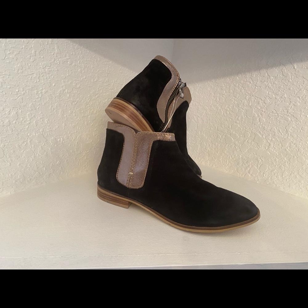 Rebels leather ankle boots/booties